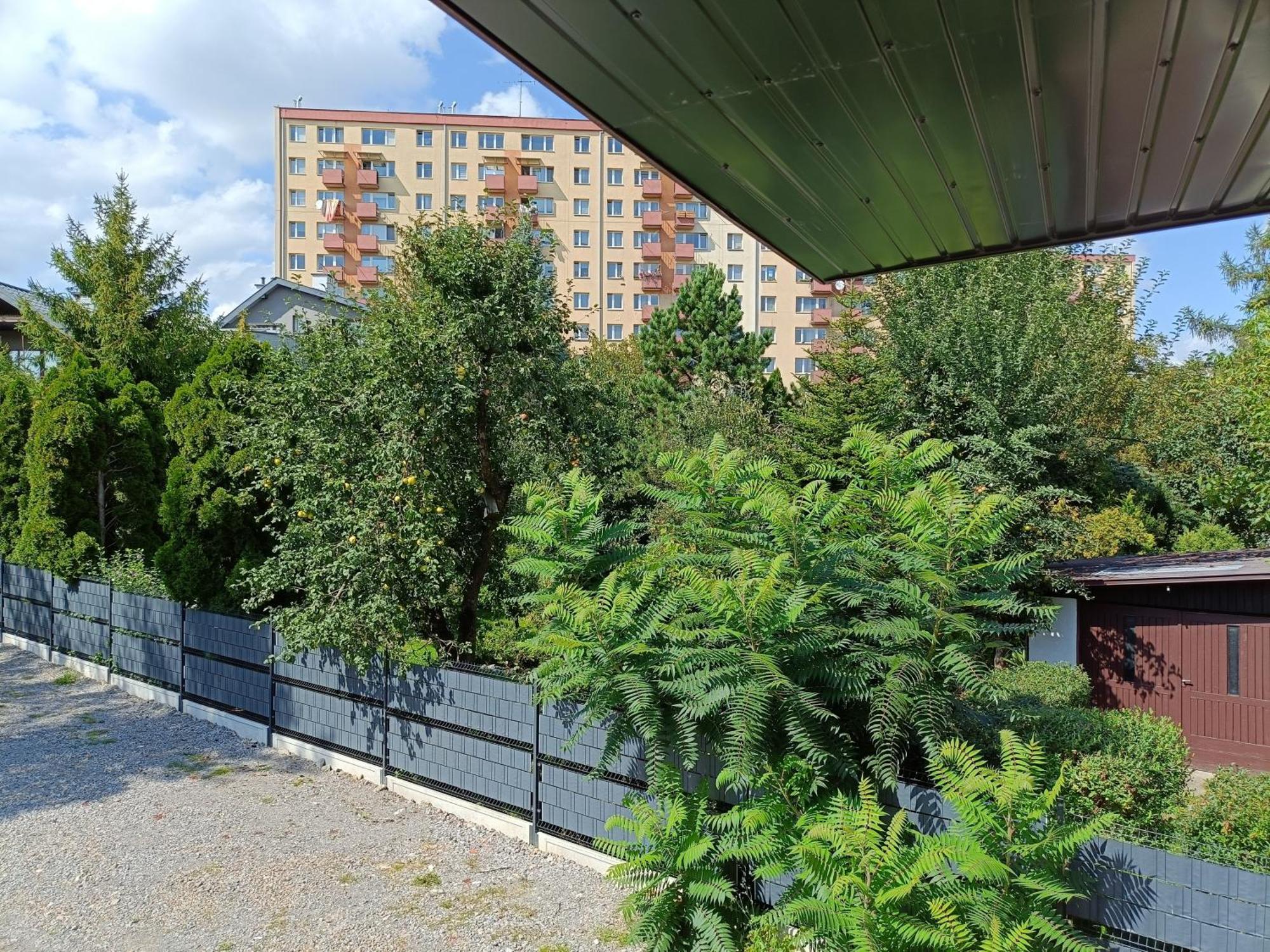 Pokoje Przytulnie Jak W Domu Cracóvia Exterior foto