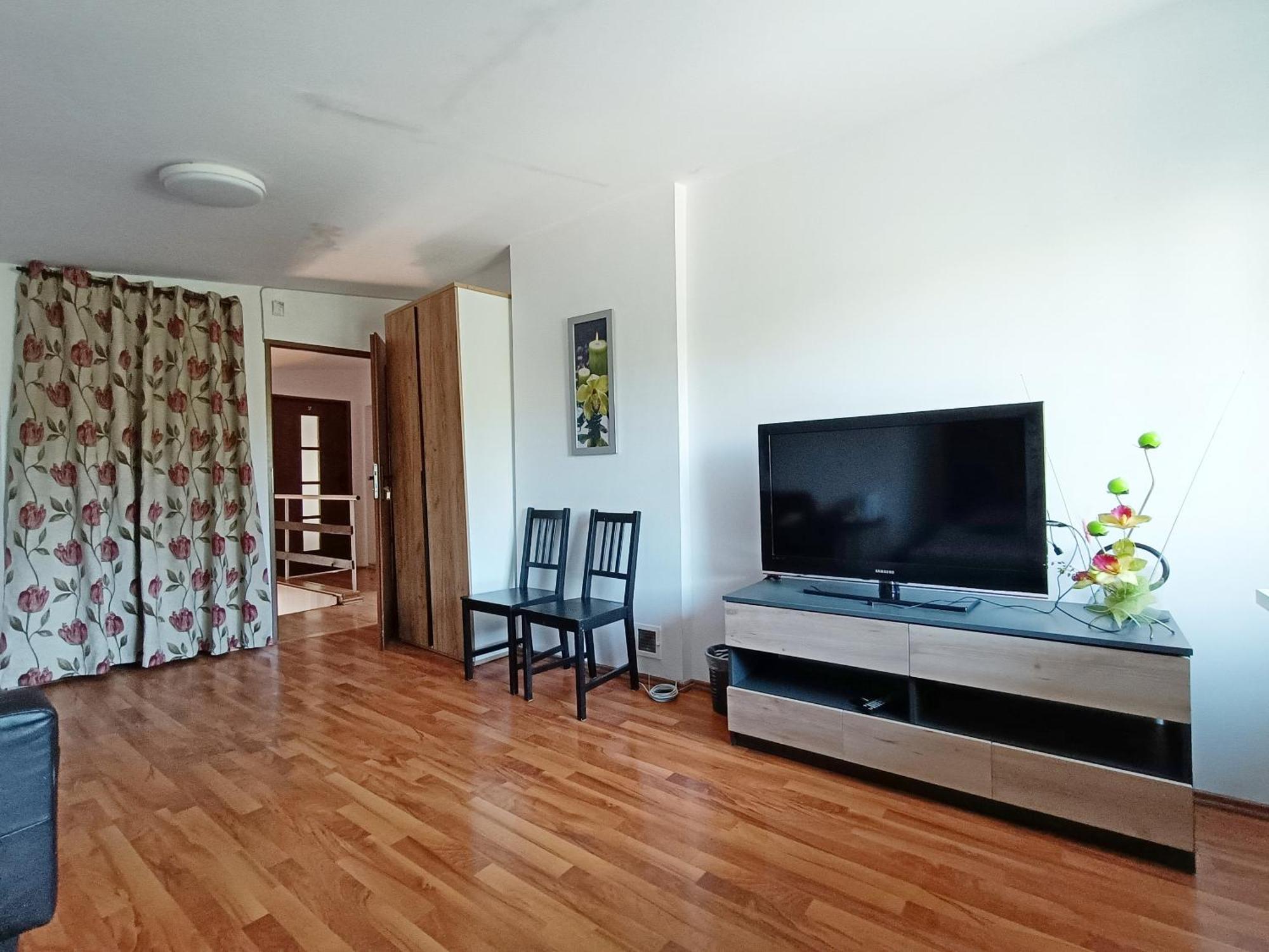 Pokoje Przytulnie Jak W Domu Cracóvia Exterior foto